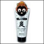 DAISO JAPAN NATURAL PACK CHARCOAL PEEL OFF MASK. Natural ingredients from oak trees leave your skin cleaner with less visible pores.