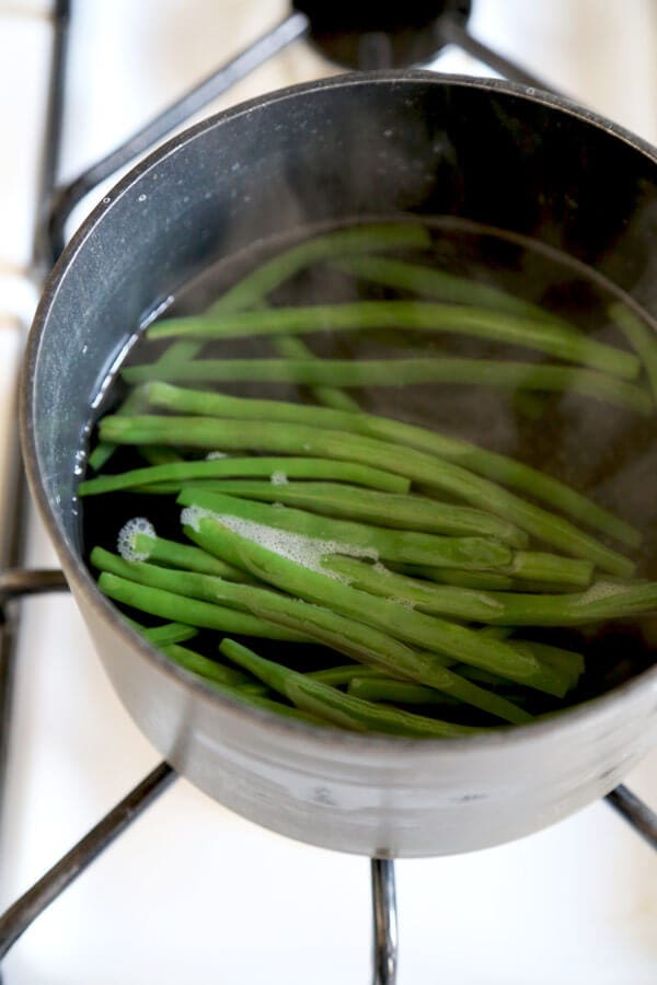 sauteed green beans with fennel and garlic seasoning sauteed green beans with fennel and garlic seasoning