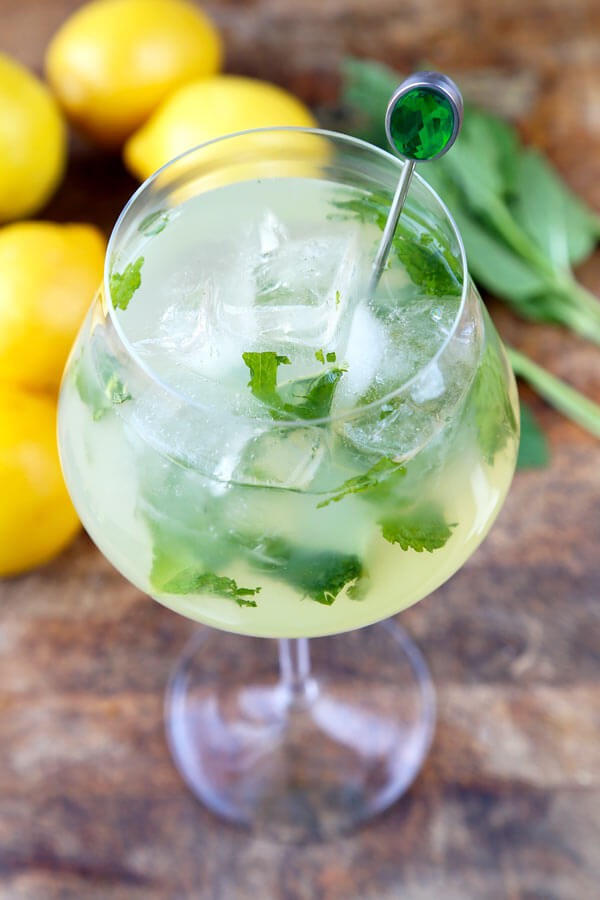 Mint Lemonade Recipe (Low Sugar) - Pickled Plum Food And Drinks