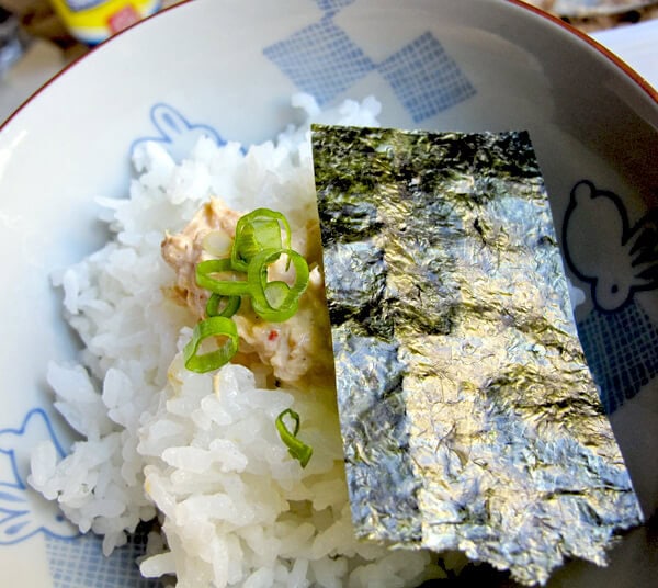 spicy tuna over rice with nori spicy tuna over rice