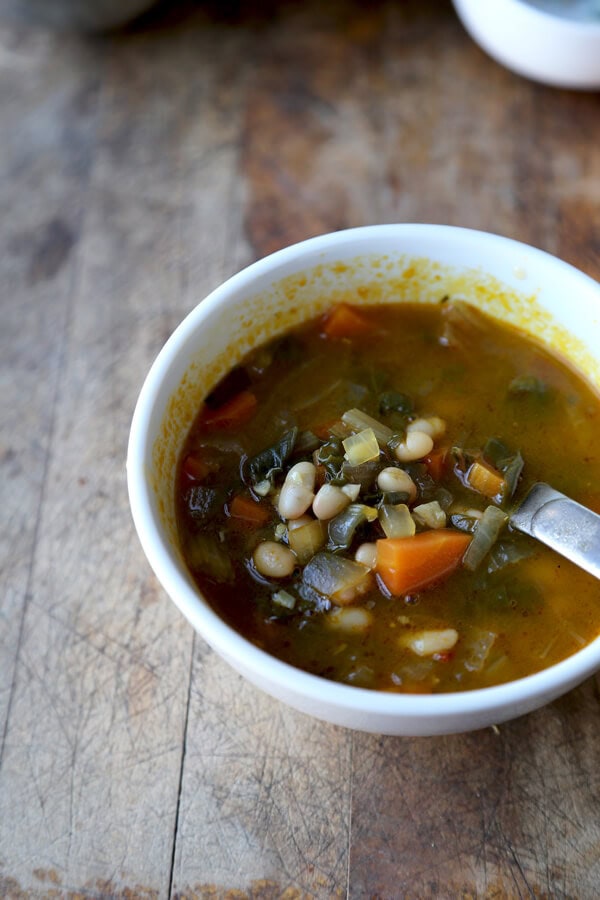 White bean swiss chard soup (vegetarian)