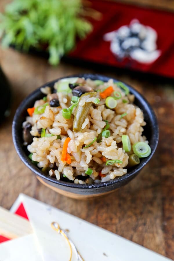 27 Japanese recipes (YOU can make at home) - Easy, healthy Japanese food, Japanese comfort food, healthy Asian dinner recipes, DIY Japanese food, ramen recipes | pickledplum.com