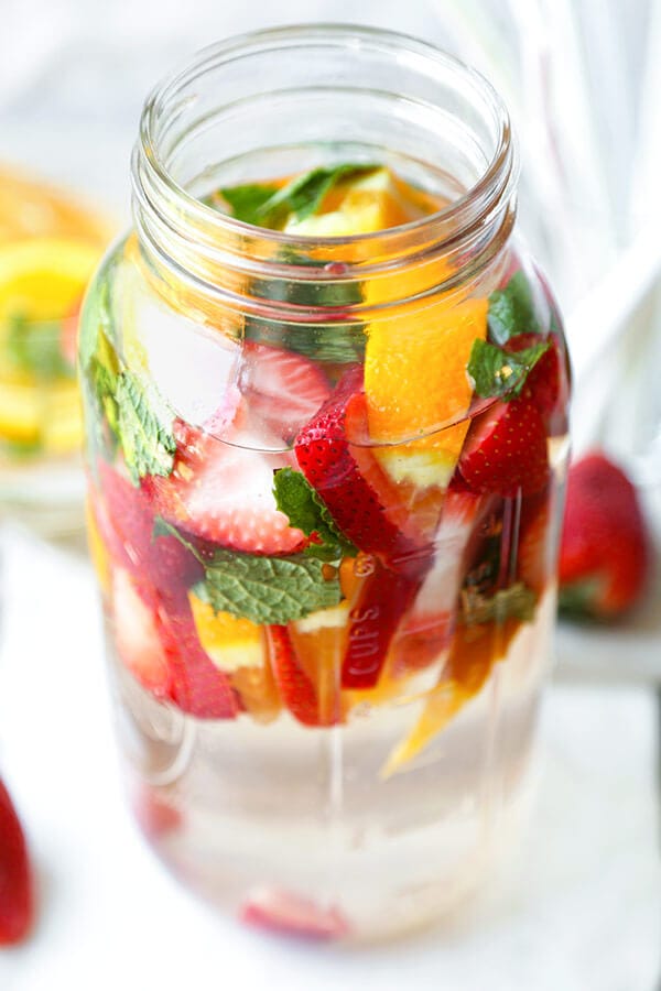How to make strawberry detox water This Dr. Axe content is medically reviewed or fact checked to ensure factually accurate information. With strict editorial sourcing guidelines, we only link to academic research institutions, reputable media sites and, when research is available, medically peer-reviewed studies.