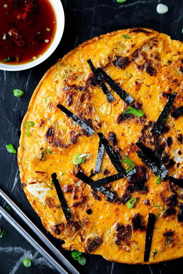 25 Asian Side Dishes - Easy recipes you can make at home. asian dinner recipes, easy Asian side dishes, Chinese, recipes, Japanese recipes, Thai recipes, Vietnamese recipes, Korean recipes, healthy Asian | pickledplum.com